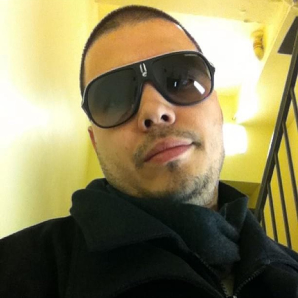 Meet your Posher, Adan